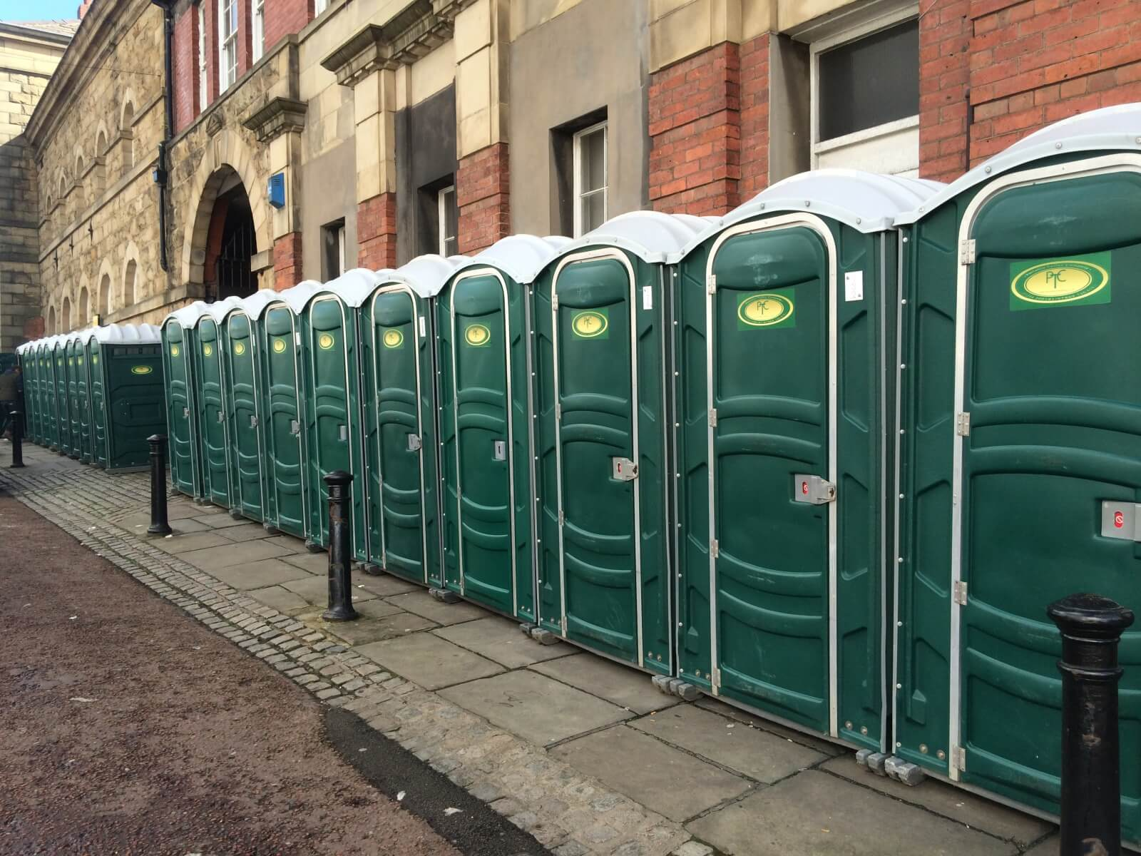 How to Start a Portable Toilet Business Key Steps DREAMMAKER PORTABLE TOILETS