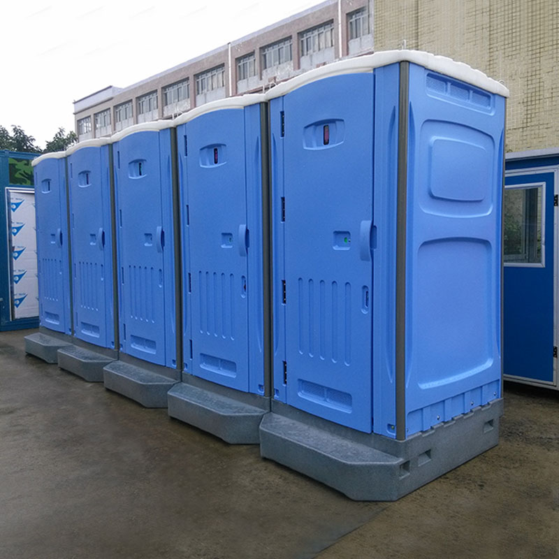 How We Move Around Our Porta Potty? DREAMMAKER PORTABLE TOILETS